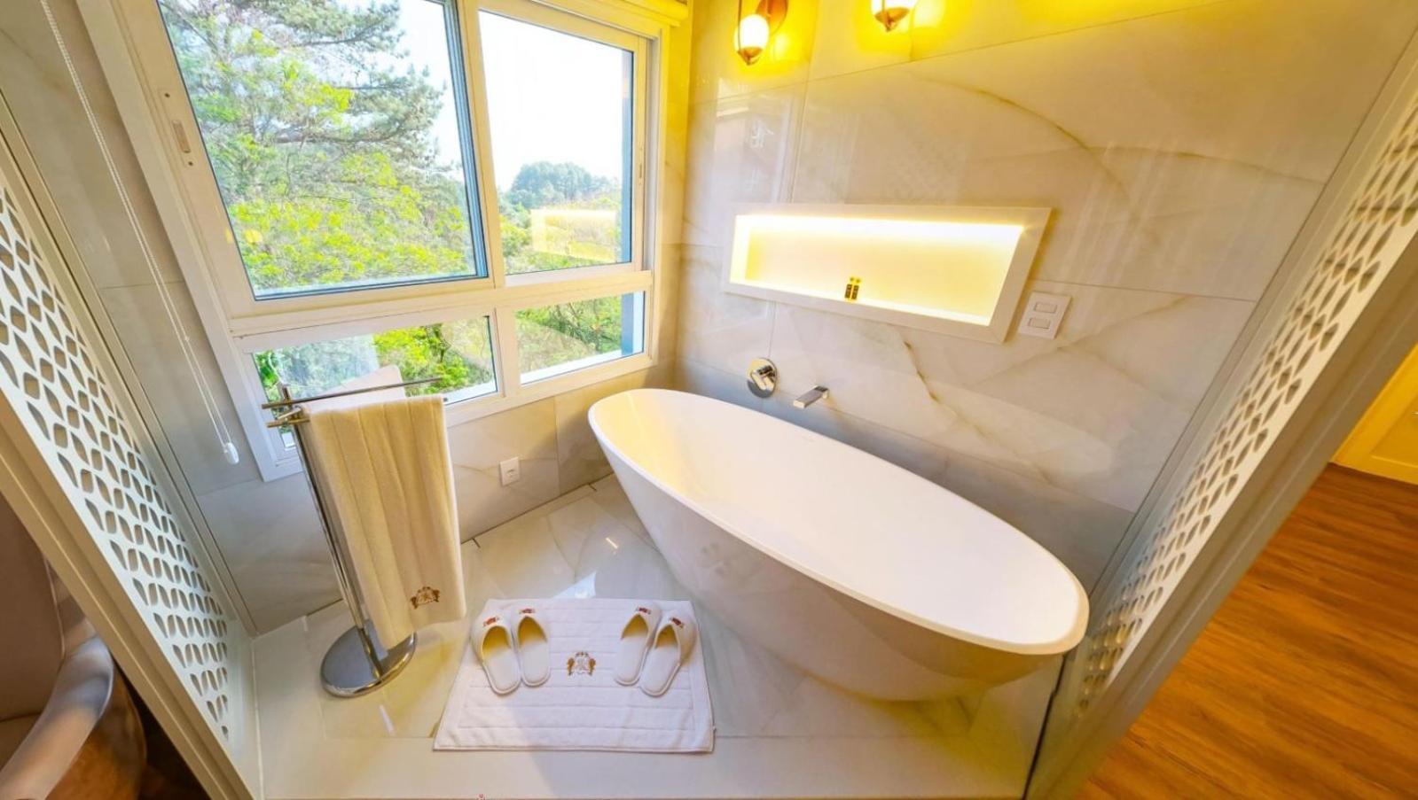 Hotel E Restaurante Giratorio Rf Vision - A Melhor Vista 360 De Gramado Luaran gambar